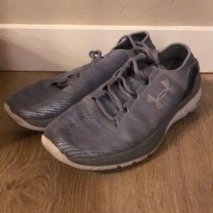 UnderArmor Women’s Size 9 Athletic Shoes